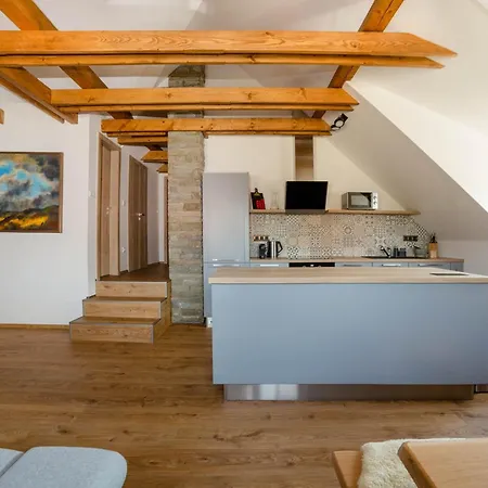 Appartement U Mirina